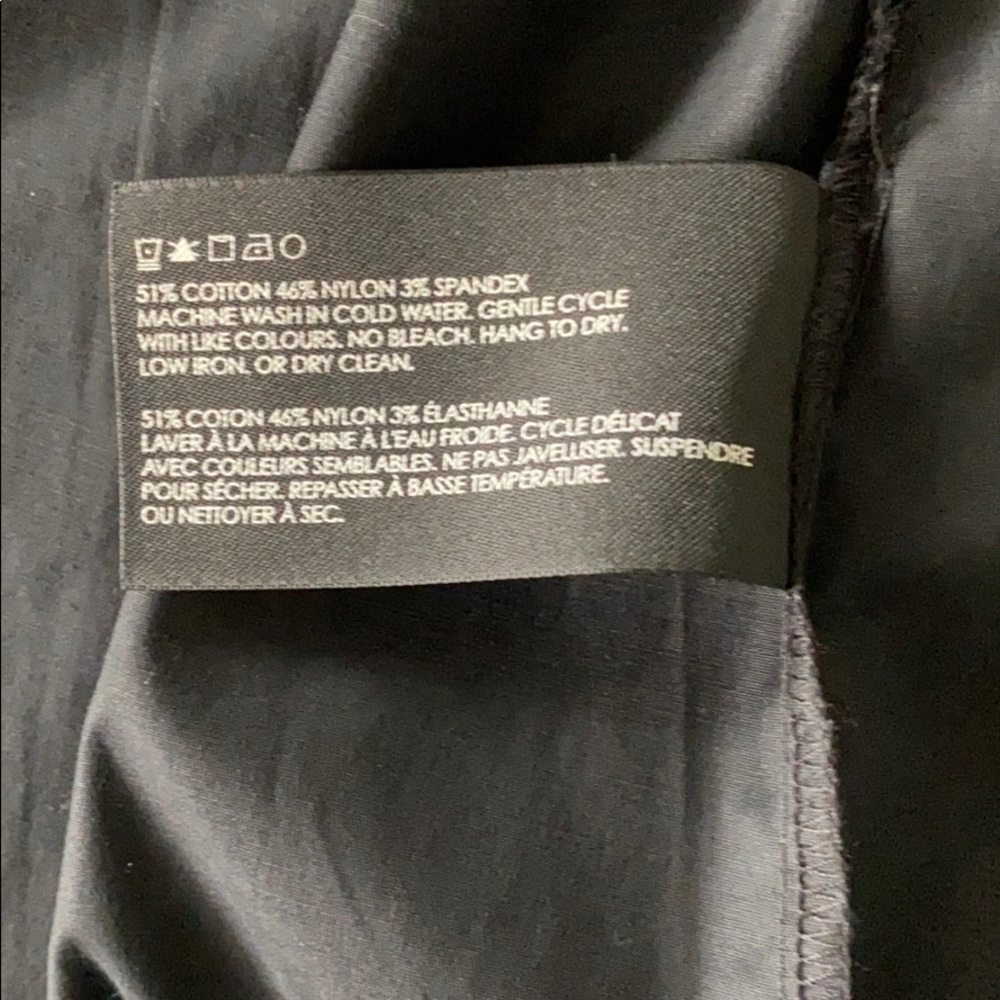 CLUB MONACO - Picture 8 of 11